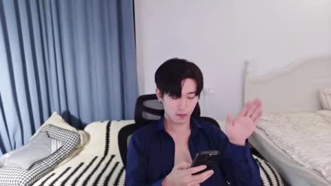 Snapshot of ben705676 chatting on September 17, 2:40 pm Ben online show from September 17, 2:40 pm