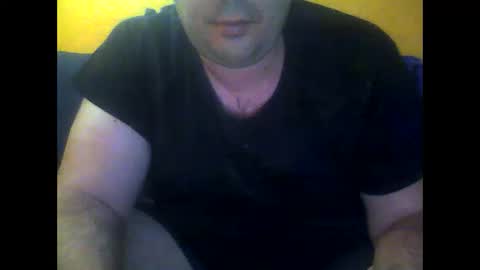 Snapshot of bender_35 chatting on January 3, 12:11 am bender_35 online show from January 3, 12:11 am
