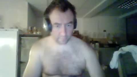 Robert  1984 online show from February 18, 1:54 am