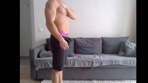 Snapshot of beniamain chatting on January 15, 9:45 am Alan online show from January 15, 9:45 am