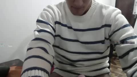 benja2526 online show from May 7, 10:32 pm