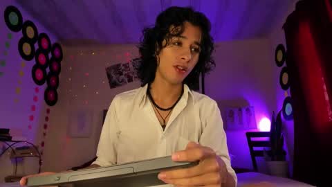 benjamin_fiore online show from February 16, 3:16 pm