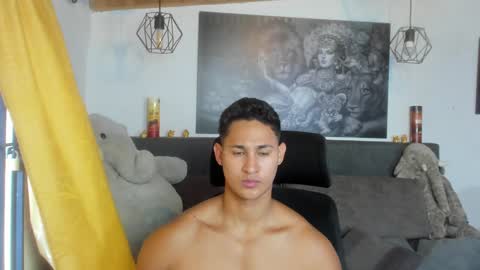 Snapshot of benjamincooperk1 chatting on January 29, 10:22 pm benjamincooperk online show from January 29, 10:22 pm