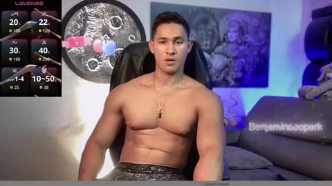 benjamincooperk online show from November 1, 9:30 pm