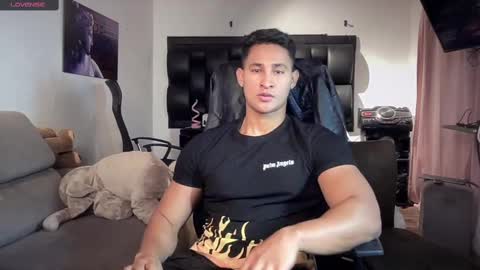 Snapshot of benjamincooperk1 chatting on October 9, 6:29 am benjamincooperk online show from October 9, 6:29 am