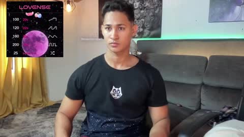 Snapshot of benjamincooperk1 chatting on March 9, 5:06 pm benjamincooperk online show from March 9, 5:06 pm