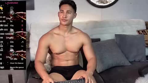 Snapshot of benjamincooperk1 chatting on September 27, 10:29 pm benjamincooperk online show from September 27, 10:29 pm