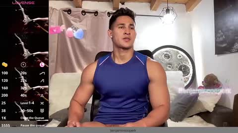 Snapshot of benjamincooperk1 chatting on September 18, 10:06 am benjamincooperk online show from September 18, 10:06 am