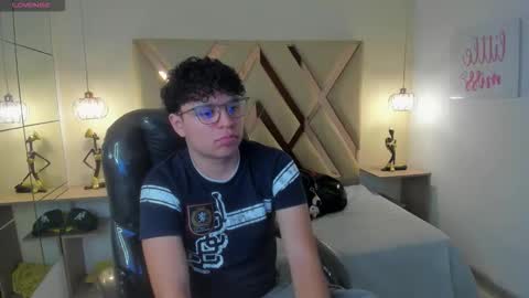 BENJAMIN online show from November 17, 8:12 pm