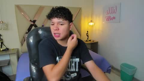 BENJAMIN online show from November 3, 7:59 pm