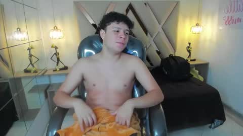 BENJAMIN online show from October 9, 10:25 pm