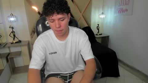 BENJAMIN online show from October 12, 8:03 pm