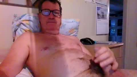 bennybutterfly007 online show from September 9, 8:25 am