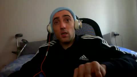 bentish online show from December 5, 1:40 pm