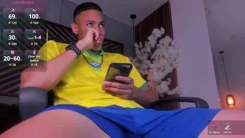 bento_fox online show from December 21, 4:42 am