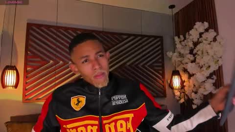 bento_fox online show from November 6, 4:04 am