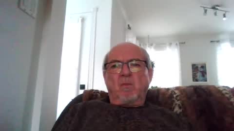 bernard1102 online show from January 3, 1:25 pm