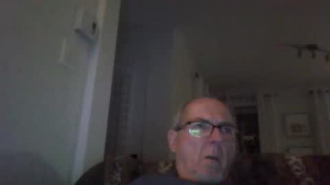 bernard1102 online show from September 23, 12:10 am