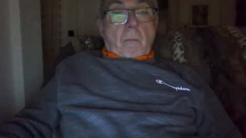 bernard1102 online show from January 8, 2:57 am