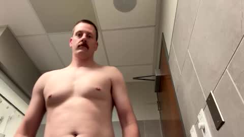 bestfriend123456 online show from April 9, 12:08 am