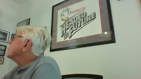 bestshot1951 online show from December 4, 3:54 pm