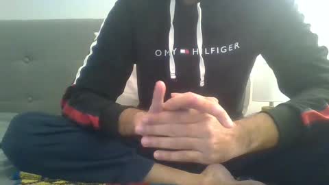 Snapshot of beyondinsane chatting on December 15, 6:40 am Eddie online show from December 15, 6:40 am
