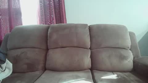 throbinhood online show from December 30, 3:46 pm