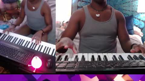 BicepsandFrot online show from December 23, 12:41 am