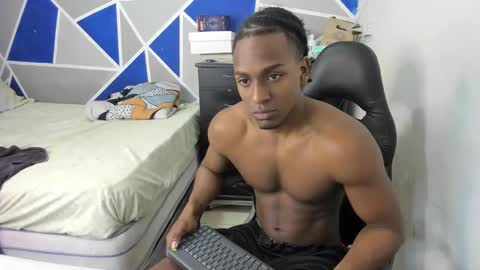 big_black11 online show from November 27, 2:10 pm