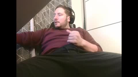 Snapshot of big_sele chatting on January 12, 6:39 am bigbroly88 online show from January 12, 6:39 am