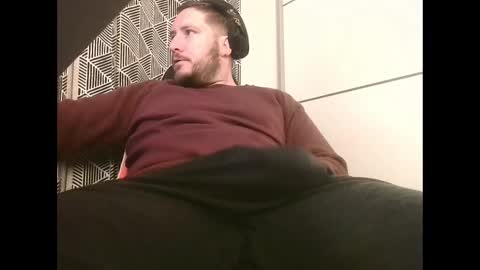 Snapshot of big_sele chatting on February 22, 5:23 am bigbroly88 online show from February 22, 5:23 am