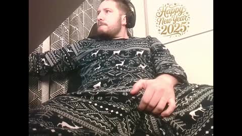 Snapshot of big_sele chatting on January 3, 4:00 am bigbroly88 online show from January 3, 4:00 am