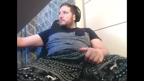 Snapshot of big_sele chatting on February 1, 7:26 am bigbroly88 online show from February 1, 7:26 am