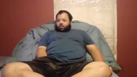Snapshot of bigbear3287 chatting on October 5, 6:39 am Liam online show from October 5, 6:39 am