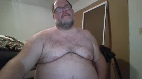 Snapshot of bigbearlittlebear2 chatting on January 7, 4:52 am Bear Woods online show from January 7, 4:52 am