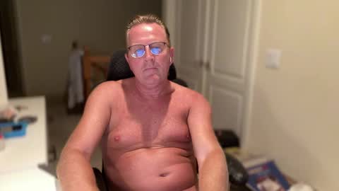 Snapshot of bigblondviking chatting on October 1, 7:01 am bigblondviking online show from October 1, 7:01 am
