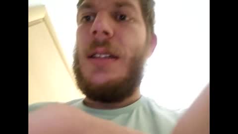 bigcaramel18 online show from November 10, 7:52 pm