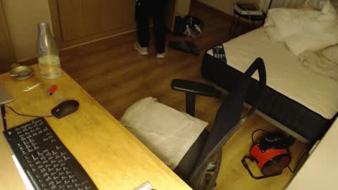 bigcok35spain online show from February 24, 7:03 pm