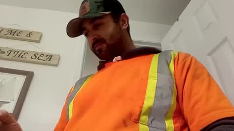 Snapshot of bigcumcanada chatting on December 19, 8:55 pm bg online show from December 19, 8:55 pm