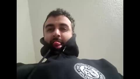 Snapshot of bigcumcanada chatting on February 4, 9:52 pm bg online show from February 4, 9:52 pm