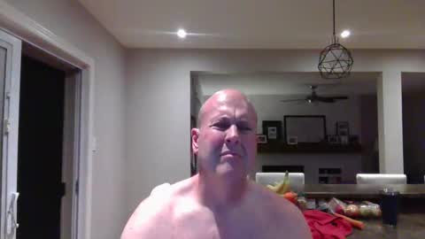 Snapshot of bigdave10005 chatting on October 19, 2:38 am bigdave10005 online show from October 19, 2:38 am