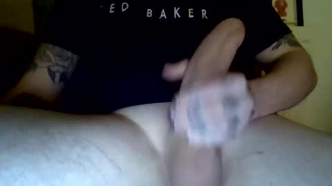 bigdickwillywonka11 online show from January 28, 8:26 pm