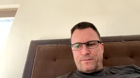 bigger22332233 online show from February 12, 7:24 pm