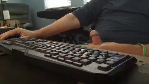 meforyou online show from March 16, 5:39 pm