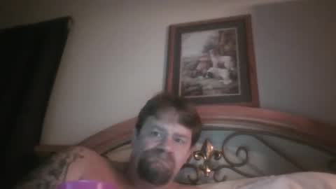 Snapshot of bigload1972 chatting on January 18, 3:13 am bigload1972 online show from January 18, 3:13 am