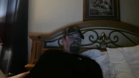 Snapshot of bigload1972 chatting on October 10, 3:11 am bigload1972 online show from October 10, 3:11 am