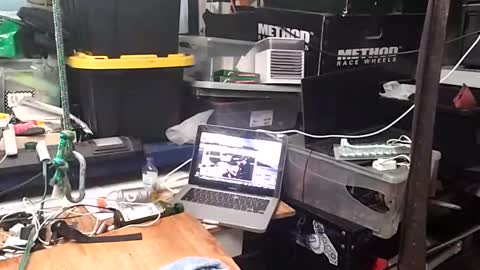 Snapshot of bigmanaround9 chatting on December 22, 7:42 pm bigmanaround9 online show from December 22, 7:42 pm