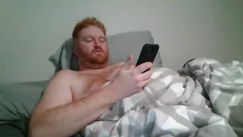 bigred92899 online show from December 15, 4:31 am