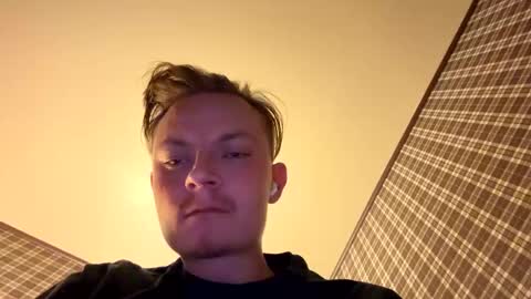 bigspoon610 online show from November 2, 5:23 am