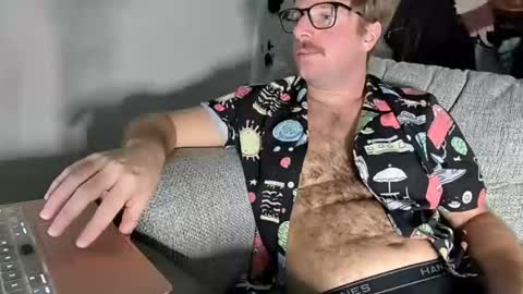bigthickvic online show from March 29, 3:06 am